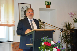 Le président de la Chambre des députés du Luxembourg, Mars Di Bartolomeo, faisant un discours lors d’un événement qui s’est tenu le 26 juin à l’occasion de la fête nationale, l’anniversaire officiel de Son Altesse royale Henri, grand-duc du Luxembourg