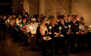 Les chefs religieux se réunissent pour la « célébration » à la rencontre de la Terre sainte, à Assise, marquant les 25 ans de partenariat entre la religion et la préservation de la nature. Green Pilgrimage Network a été lancé au cours de l’événement le 1er novembre, organisé par Alliance of Religions and Conservation (ARC), en association avec WWF. Photo : ARC/Katia Marsh.