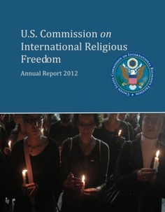 Le rapport annuel de la Commission américaine sur la liberté religieuse internationale, publié le 20 mars. Créée en 1998 par le Congrès américain, la Commission est chargée de contrôler la liberté religieuse à travers le monde et d’inciter les États-Unis à des prises de position politiques face aux violateurs. Elle a qualifié l’Iran et 15 autres nations de « pays particulièrement inquiétants » en raison de leurs piètres résultats l’année dernière concernant la promotion et la protection de la liberté religieuse.