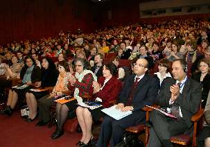 Des bahá'ís venus de huit pays d’Europe de l’Est faisaient partie des 730 participants à Kiev.
