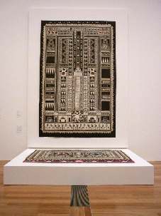 L’œuvre « New Garden » est exposée jusqu’au début du mois d’avril à l’Asia Pacific Triennial of Contemporary Art dans la Queensland Art Gallery à Brisbane, en Australie.