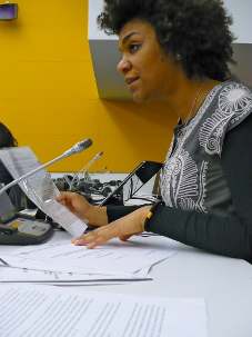 May Akale, représentante de la Communauté internationale bahá’íe s’exprime devant la commission des Nations unies du développement social le lundi 14 février. « Les efforts d’éradication de la pauvreté doivent être guidés par une vision de la prospérité humaine au sens le plus large – une cohérence dynamique entre les dimensions matérielles et spirituelles de la vie humaine », a-t-elle affirmé.