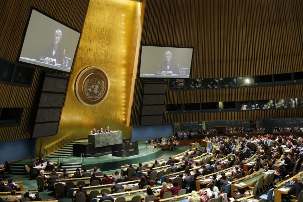 L’ancienne présidente du Chili, Michelle Bachelet – directrice exécutive de ONU Femmes – s’est adressée à la 55ème session de la Commission de la condition de la femme à l’occasion de son ouverture dans l’Assemblée générale des Nations Unies, le 22 février 2011. Photo ONU de Devra Berkowitz.
