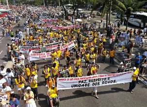 Le 18 septembre 2011, des dizaines de milliers de personnes ont marché dans les rues de Rio de Janeiro au Brésil – un exemple des actions menées par des gens ordinaires à travers le monde pour défendre les bahá’ís d’Iran et le principe de la liberté de religion.