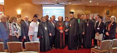 Quelque 30 représentants religieux de haut rang se sont rencontrés, à Bordeaux, lors du Sommet du G8 des dirigeants religieux, les 23 et 24 mai, le septième d’une série de réunions interreligieuses destinées à identifier les domaines de consensus moral existant entre les religions.