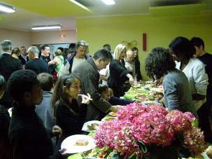 Autour du buffet cosmopolite : unité, diversité et gourmandise…