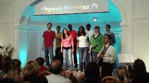 La chorale, un des nombreux talents artistiques proposés au cours de cette mémorable soirée de fête.