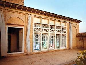 La maison du Bab à Shiraz (Iran) a été détruite par les gardes révolutionnaires en 1979. Il s’agissait de l’un des principaux lieux saints bahá’ís.