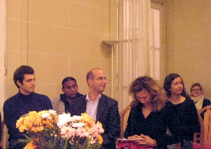 Quelques participants à la célébration de l'anniversaire de la Naissance du Báb, au Centre national des bahá’ís de France