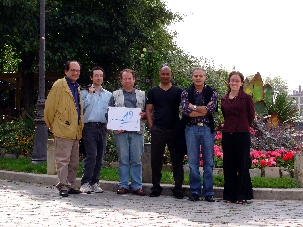 L’équipe de Fréquence 19. De gauche à droite : Ali, Joël, Armindo, Berty, David et Antilia.