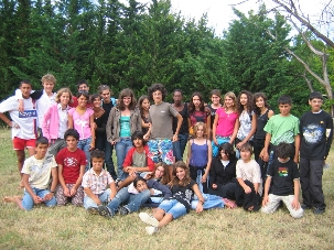 Le groupe des 12- 13 ans du camp Yakari,  en séjour sur le site de Val Brillant