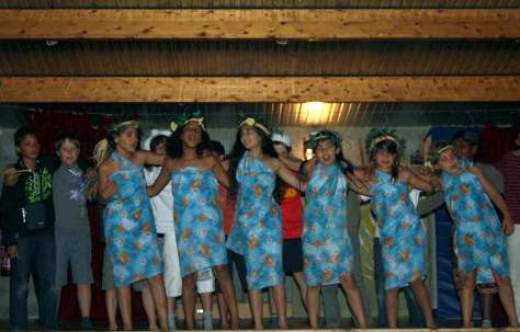 Une danse des îles tout en rythme pour le spectacle de la Fête de l’unité.
