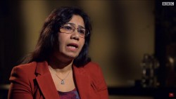 Mme Mahnaz Parakand, une éminente avocate iranienne qui a elle-même été emprisonnée en Iran, est l’une des expertes interviewées dans le documentaire de la BBC, Iranian Revolutionary Justice (Justice révolutionnaire iranienne). (photo : BBC/capture d’écran)