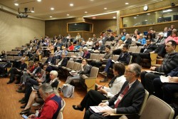 La conférence Our Whole Society a rassemblé des voix importantes dans le discours public canadien pour explorer le rôle de la religion dans la société. Elle s’est déroulée les 8 et 9 mai 2017 à Ottawa.