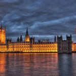 Le bâtiment du Parlement britannique à Londres (photo de courtoisie de Maurice, Wikimedia Commons)