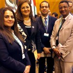 Au siège de la Ligue arabe au Caire (de gauche à droite) : Shahnaz Jaberi, une représentante bahá’íe de Bahreïn ; Hala Al-Saeed, une ministre du gouvernement égyptien ; Hatem El-Hady, un représentant bahá’í d’Égypte ; et Solomon Belay, un représentant du Bureau de la Communauté internationale bahá’íe à Addis-Abeba.