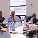 Des participants se concertant lors d’un « Faith and Race Dialogue » en septembre. Le Bureau bahá’í des affaires publiques des États-Unis organise des rassemblements pour explorer le rôle que joue la foi dans la lutte contre les préjugés enracinés et l’injustice structurelle dans le pays.