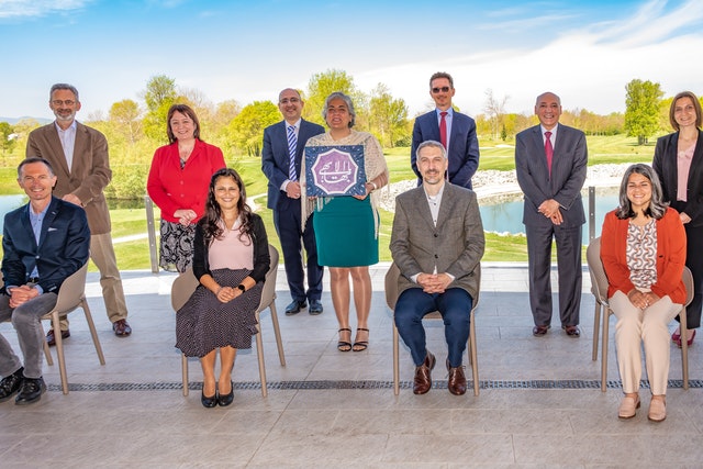 Les neuf membres de l’Assemblée spirituelle nationale de Croatie nouvellement élue ont été rejoints par Andrej Donoval – le représentant de la Maison universelle de justice et membre du Centre international d’enseignement – ainsi que par un membre du Corps continental de conseillers en Europe.