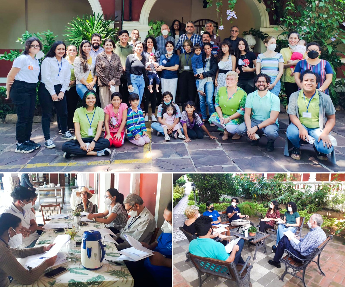 Participants à un rassemblement au Paraguay.