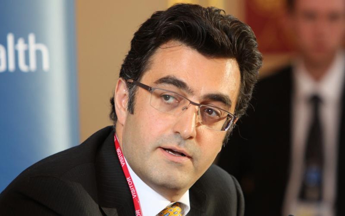 Maziar Bahari, journaliste et militant des droits de l’homme irano-canadien, a appelé la communauté internationale à exiger du gouvernement iranien qu’il renonce à sa persécution des bahá’ís dans ce pays.