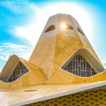 Le parcours de l’architecte Heinrich Wolff dans la conception du temple de la RDC met l’accent sur la collaboration, l’unité et l’inspiration du principe bahá’í du service à l’humanité.