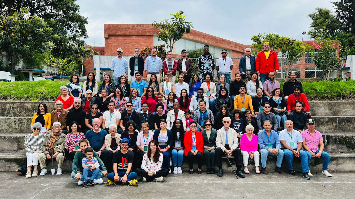 Les participants à la 63e convention nationale des bahá’ís d’Équateur comprenaient 30 délégués représentant des communautés de tout le pays.