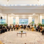 Un rassemblement marquant Ayyám-i-Há réunit 75 invités issus de différentes communautés sociales et religieuses de la région d’Acre, mettant en évidence notre humanité commune.